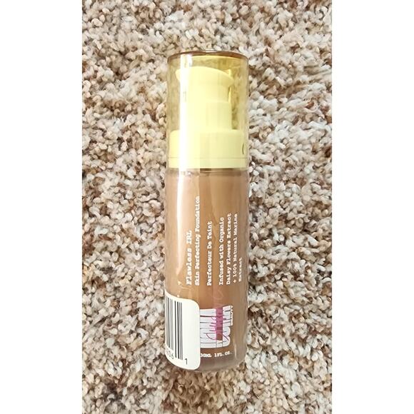 UOMA Beauty By Sharon C, Flawless IRL Skin Perfecting Foundation Bronze Venus T5 - Picture 7 of 9